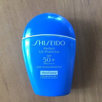 Shiseido Perfect UV Protector SPF50+ PA++++ WetForce HydroFresh 1